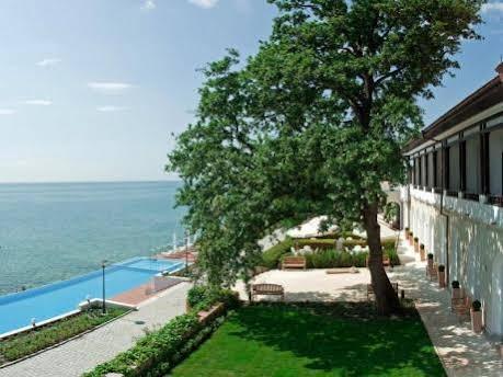 Hotel Oasis Αλμπένα Εξωτερικό φωτογραφία